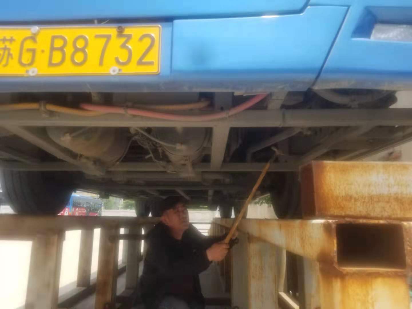 公交集團公交事業(yè)一部開展車輛例保專項檢查